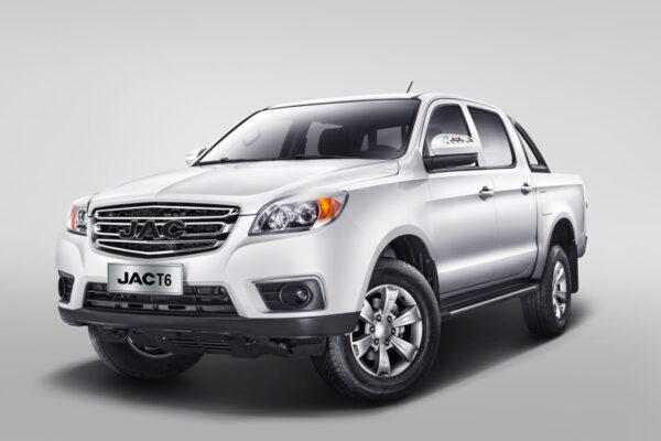 Jac T6